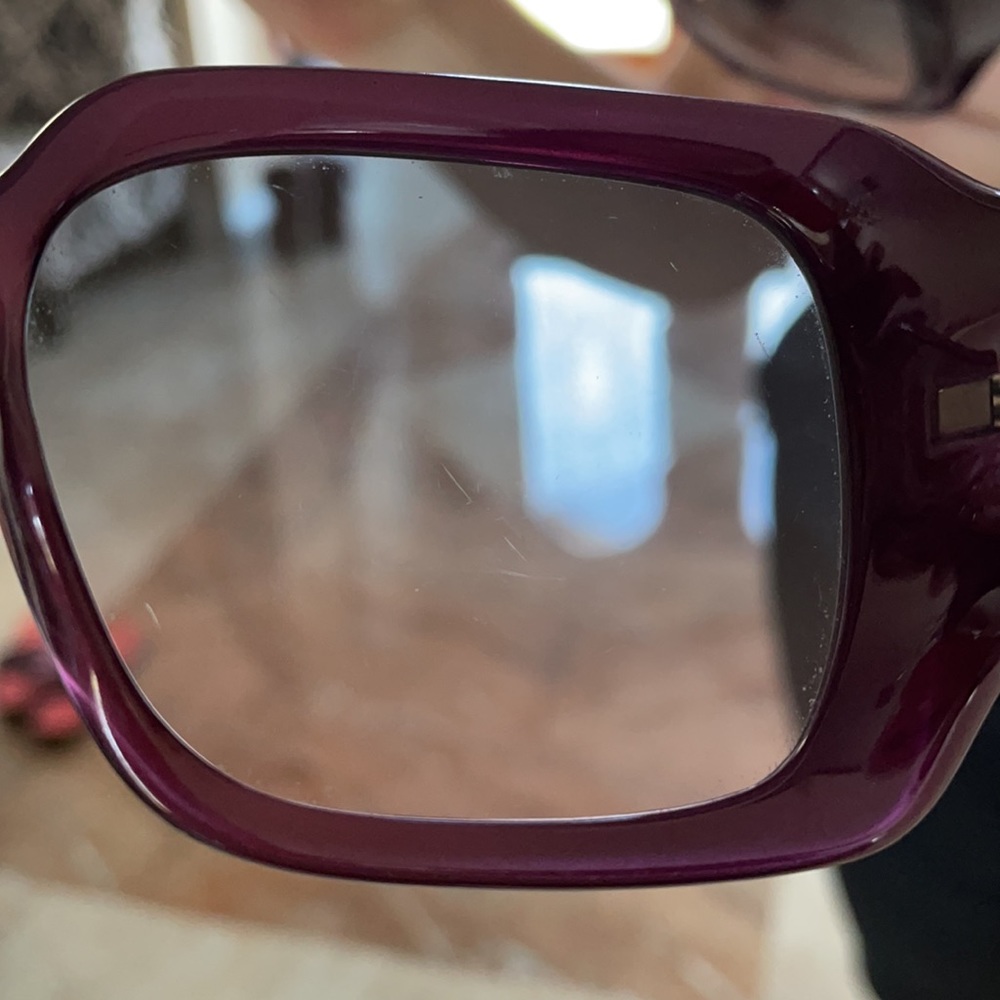 Fendi Sunglasses - Picture 15 of 16